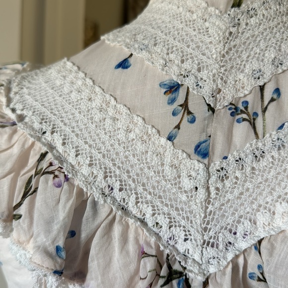 Zimmermann Sleeveless Ruffle and Lace Mockneck Blouse sz 0 - Picture 5 of 11